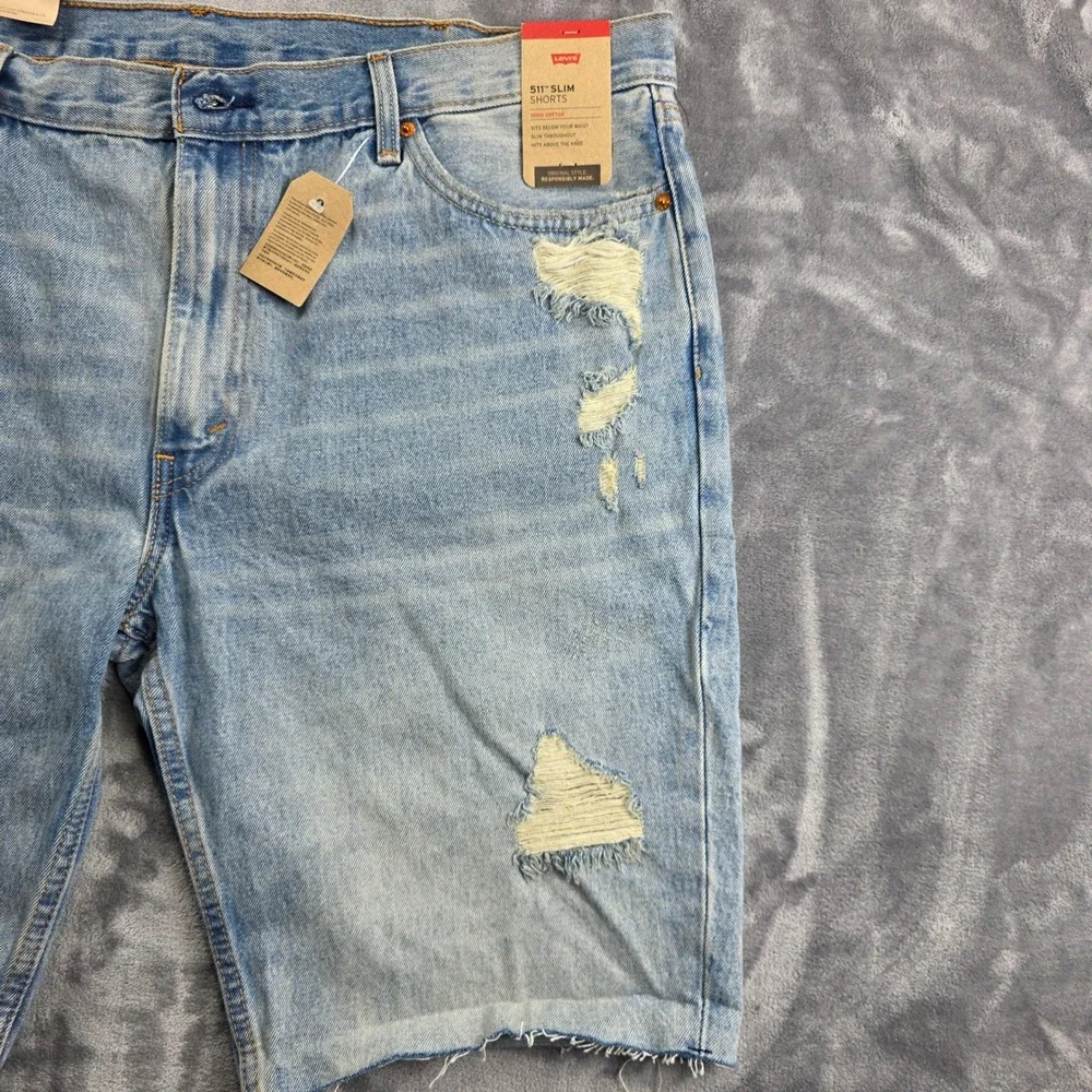 NEW Levi's 511 Slim Shorts Mens 42 Light Blue Distressed Ripped Denim‎ Cutoff
